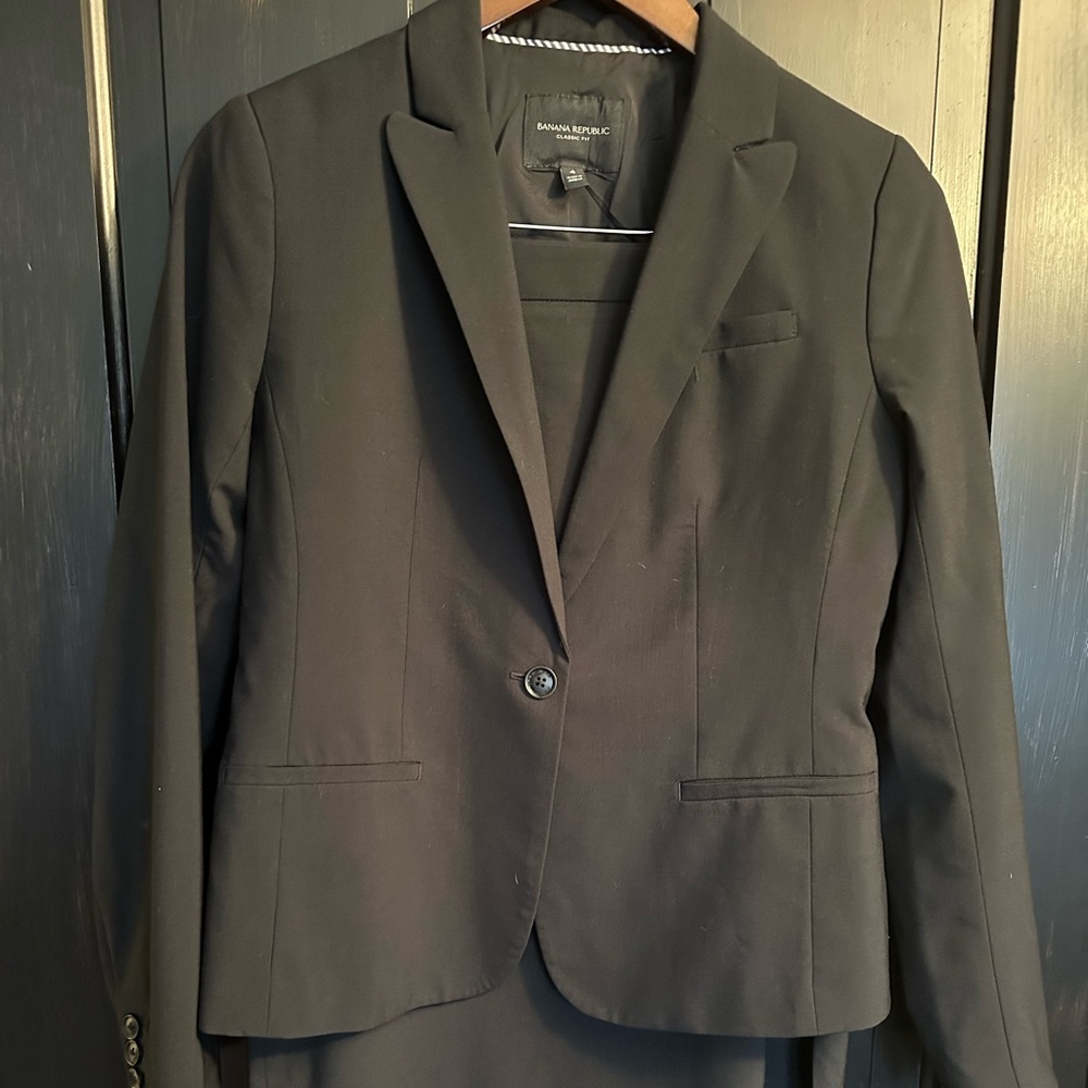 Banana Republic Washable Black Suit